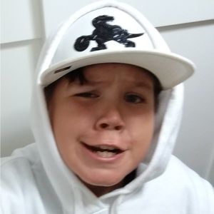 Meet your Posher, Declan